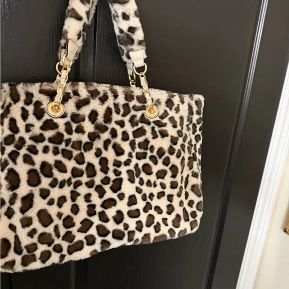 SOLD 
Juicy Couture Leopard Print Faux Fur Tote - Picture 2 of 6